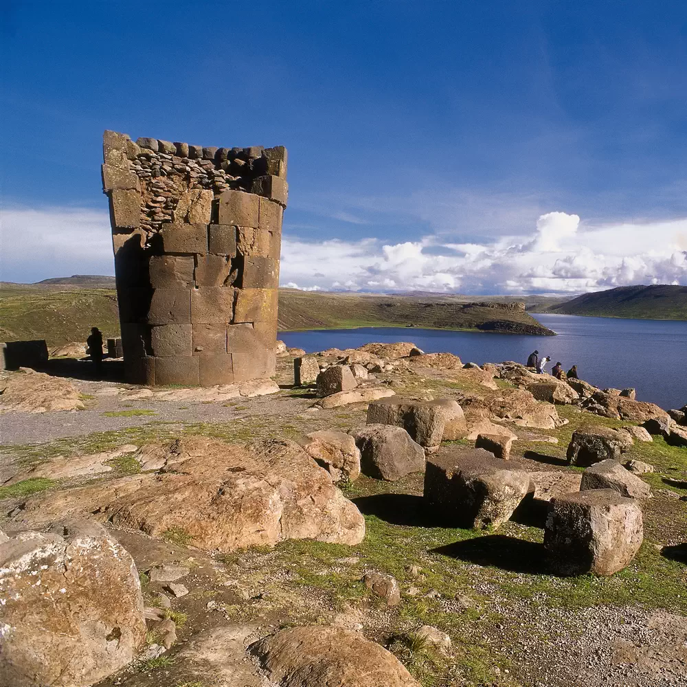 Puno - Chullpas of Sillustani